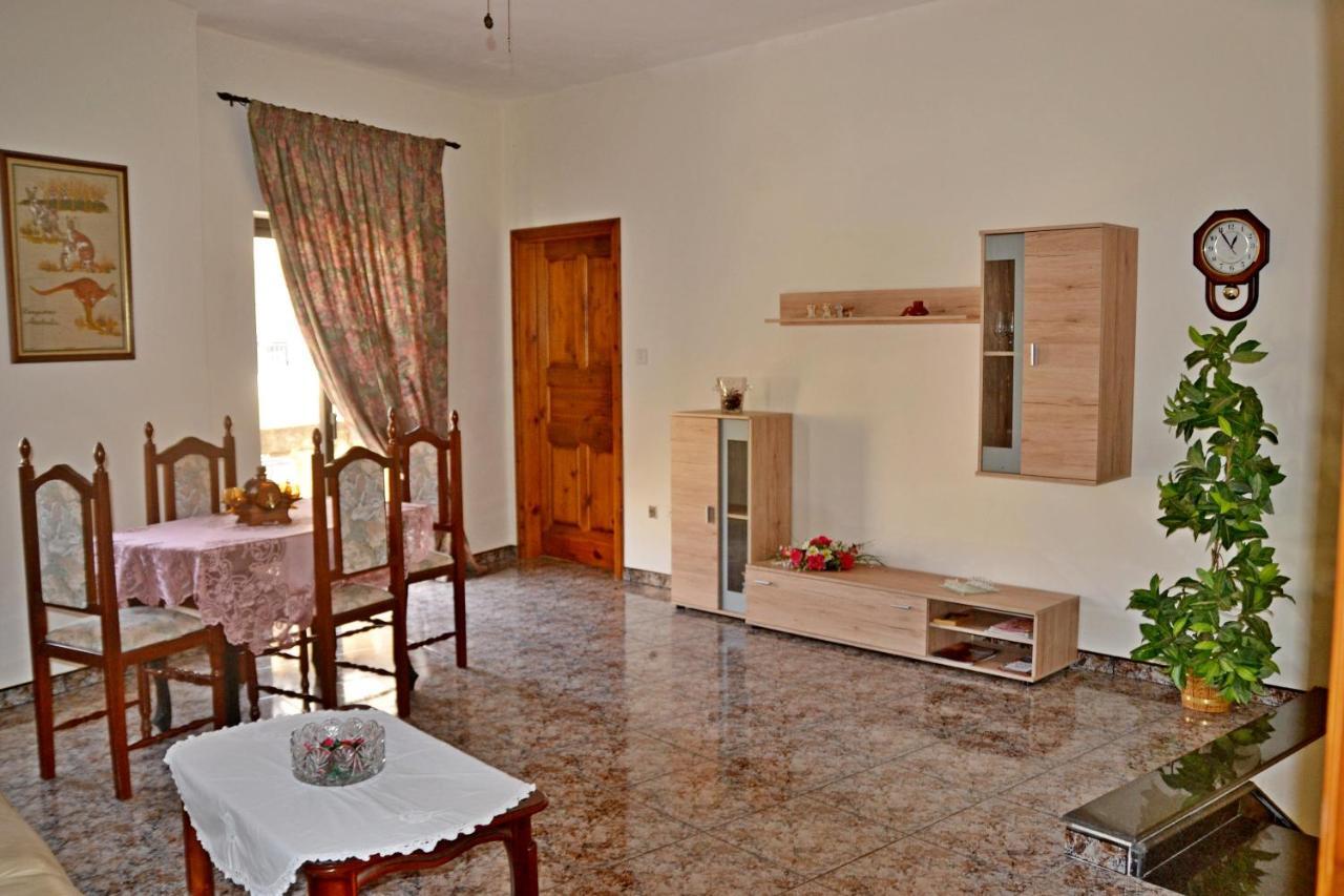 Silia'S Maisonette Marsaskala Exterior photo