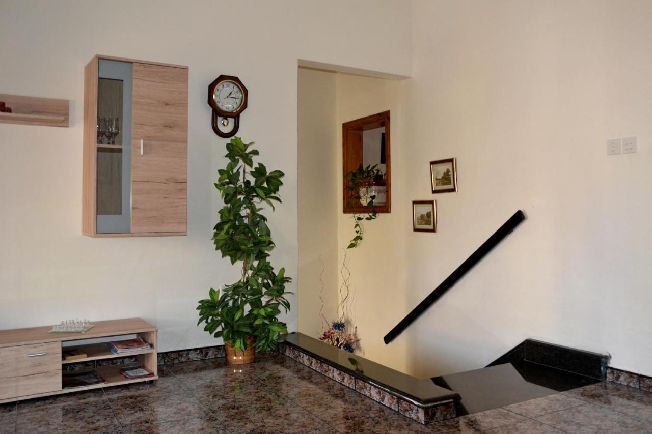 Silia'S Maisonette Marsaskala Exterior photo